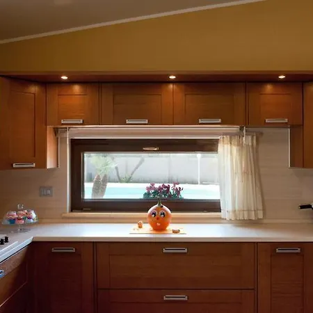 فيلة Taranta راكالي